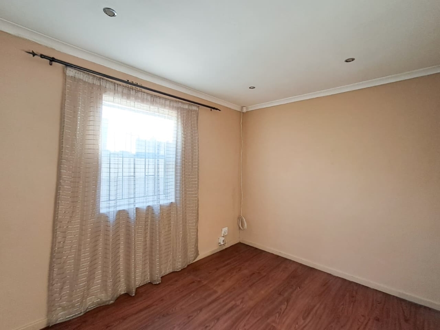 To Let 2 Bedroom Property for Rent in Scottsdene Western Cape